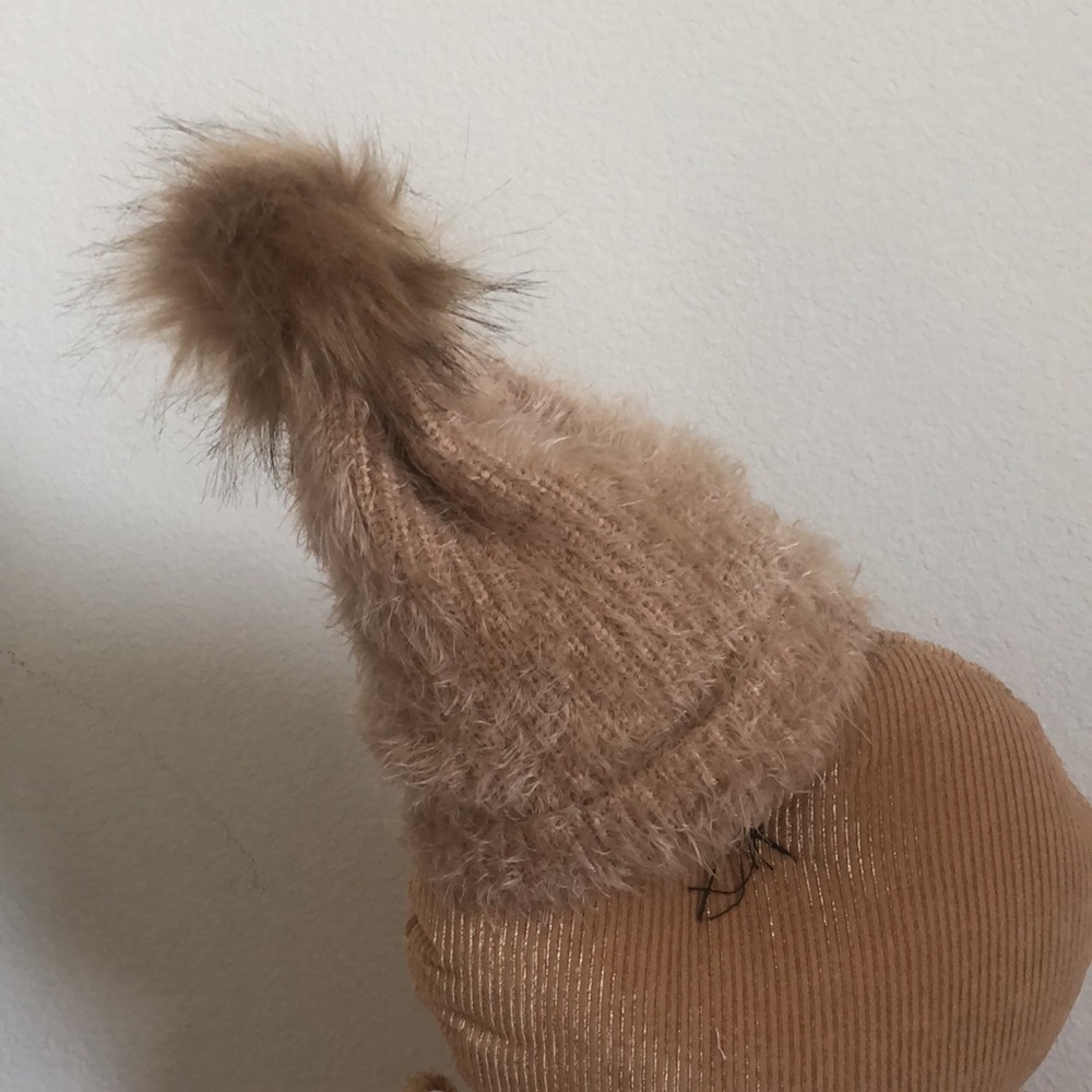 hat - Picture 2 of 3